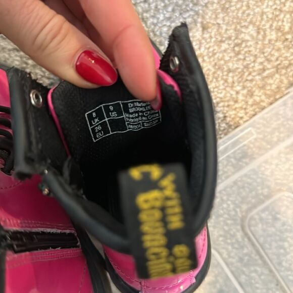 1460 Patent Leather Lace Up Boots - Picture 7 of 7